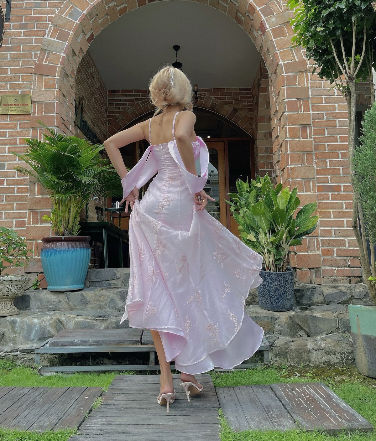 Bandarsaya Barbie Joyce 閃鑽魚尾粉色連身裙