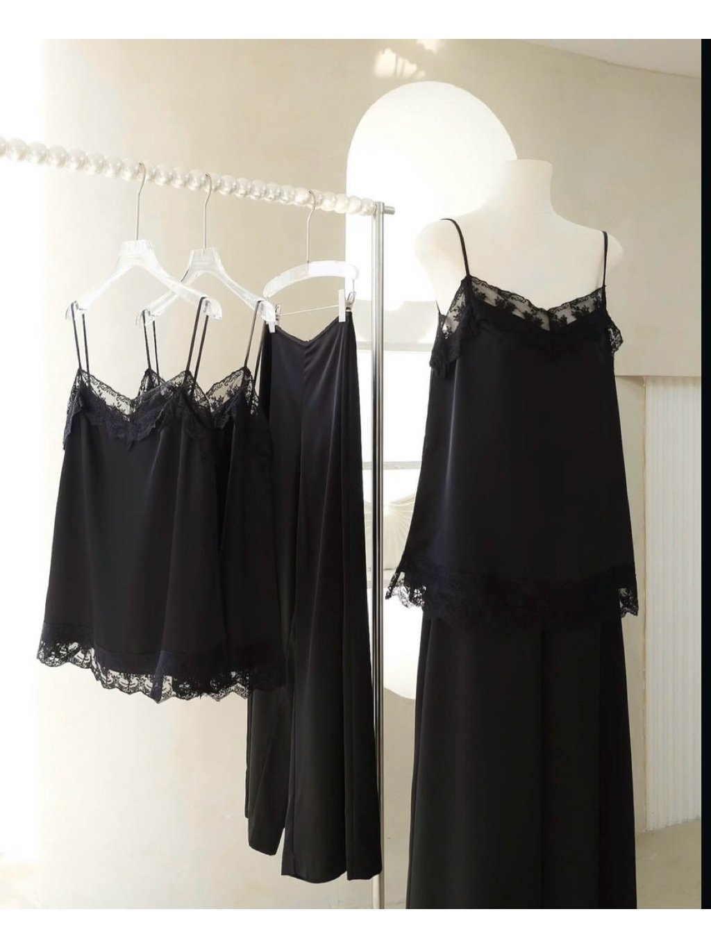 Chouchou Black Alina Set 黑色系列兩件套裝