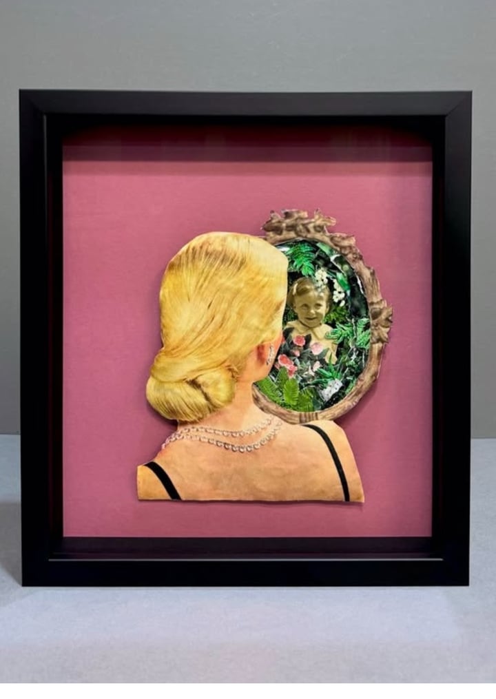 Original assemblage, collage Women, Pink — "Reflection" · 31 × 34.5 cm by Steph Assez
