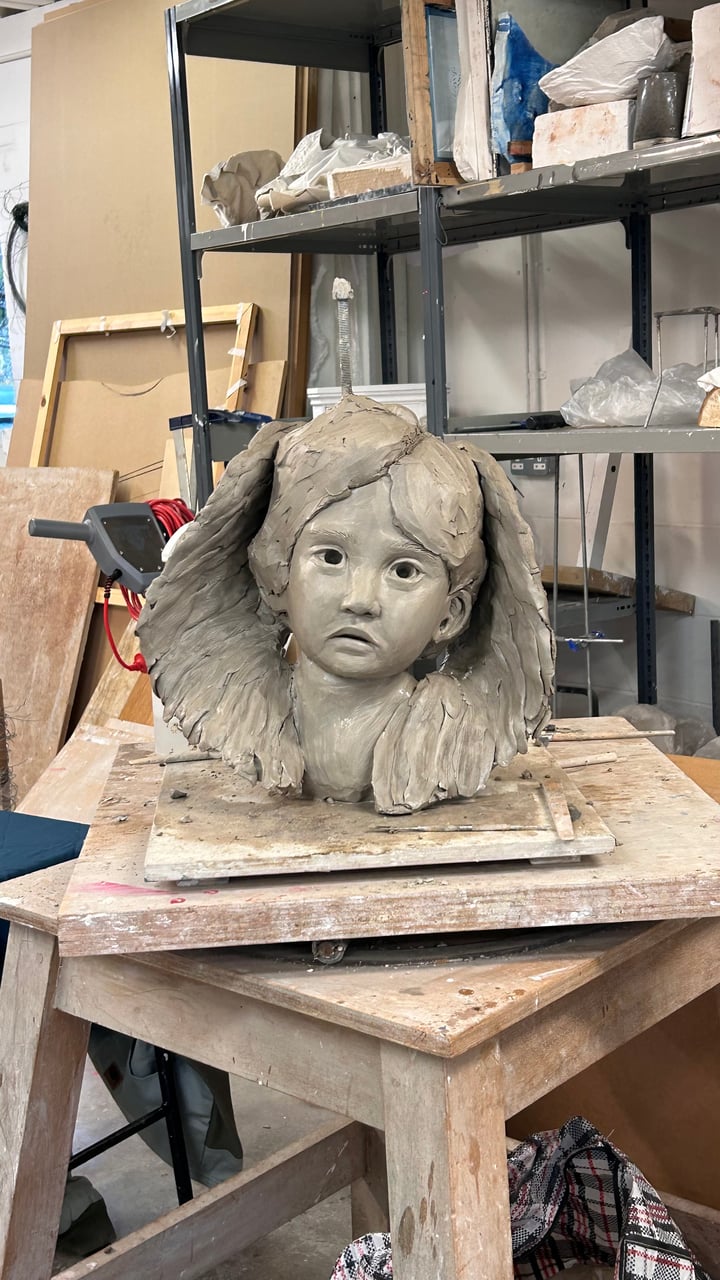 Original clay (moulded and cast) Portrait sculpture, Cream / Beige — "Memorial of a Memory" · 38 × 37 cm by Saskia Cierach