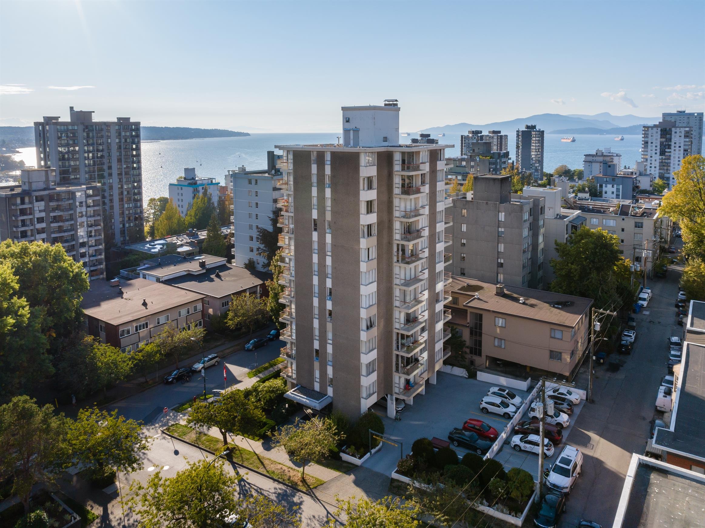 3-Santana-272-suite-image