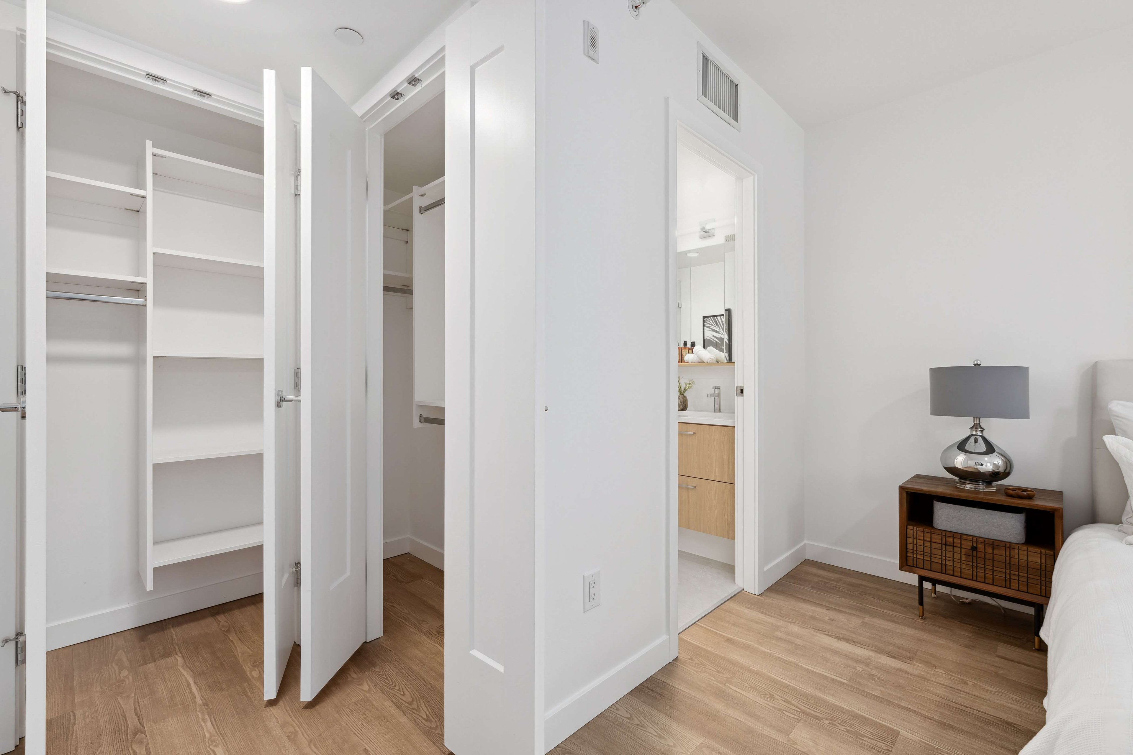 Bellevue-566-suite-image