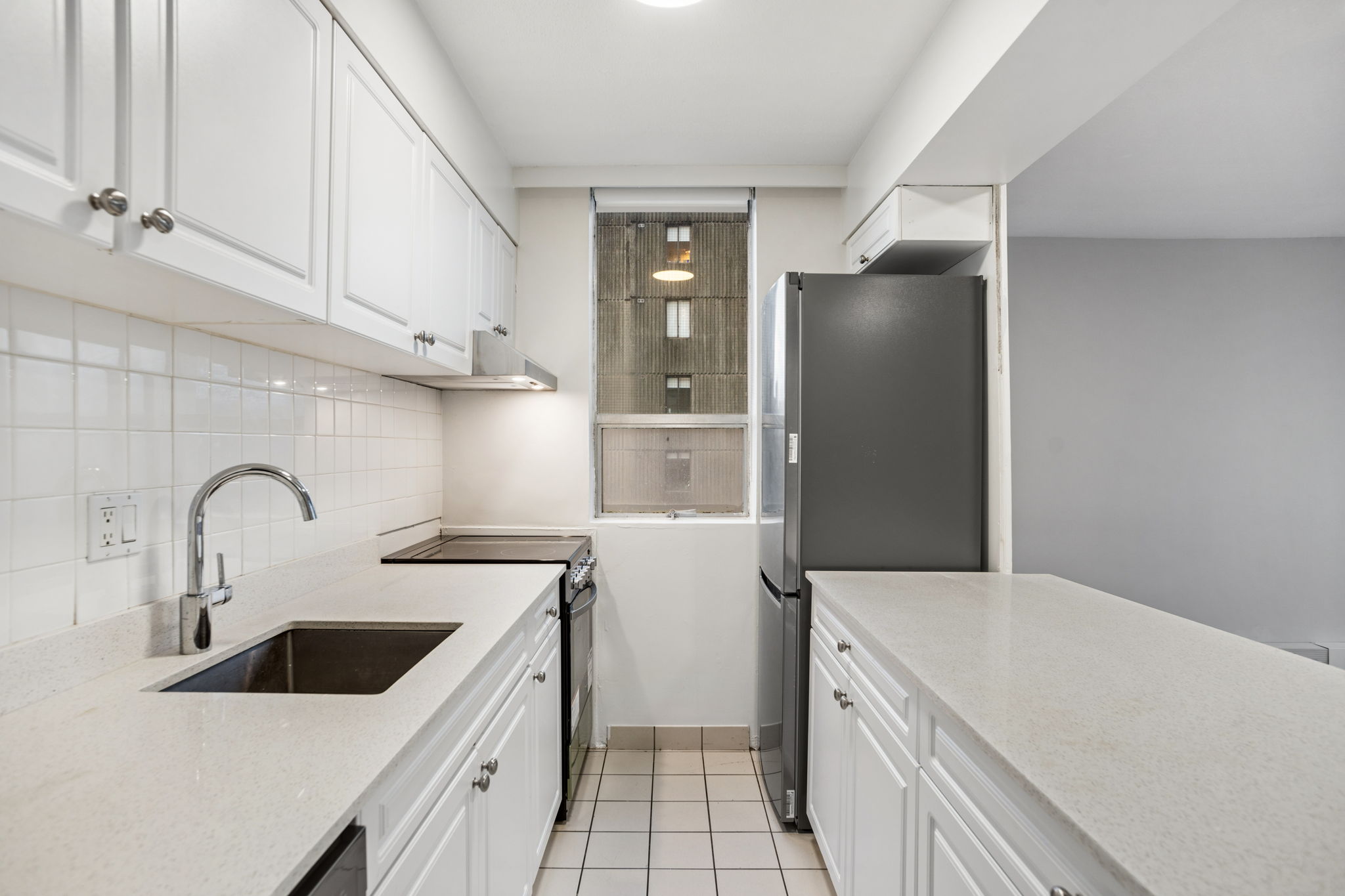 3-Santana-241-suite-image