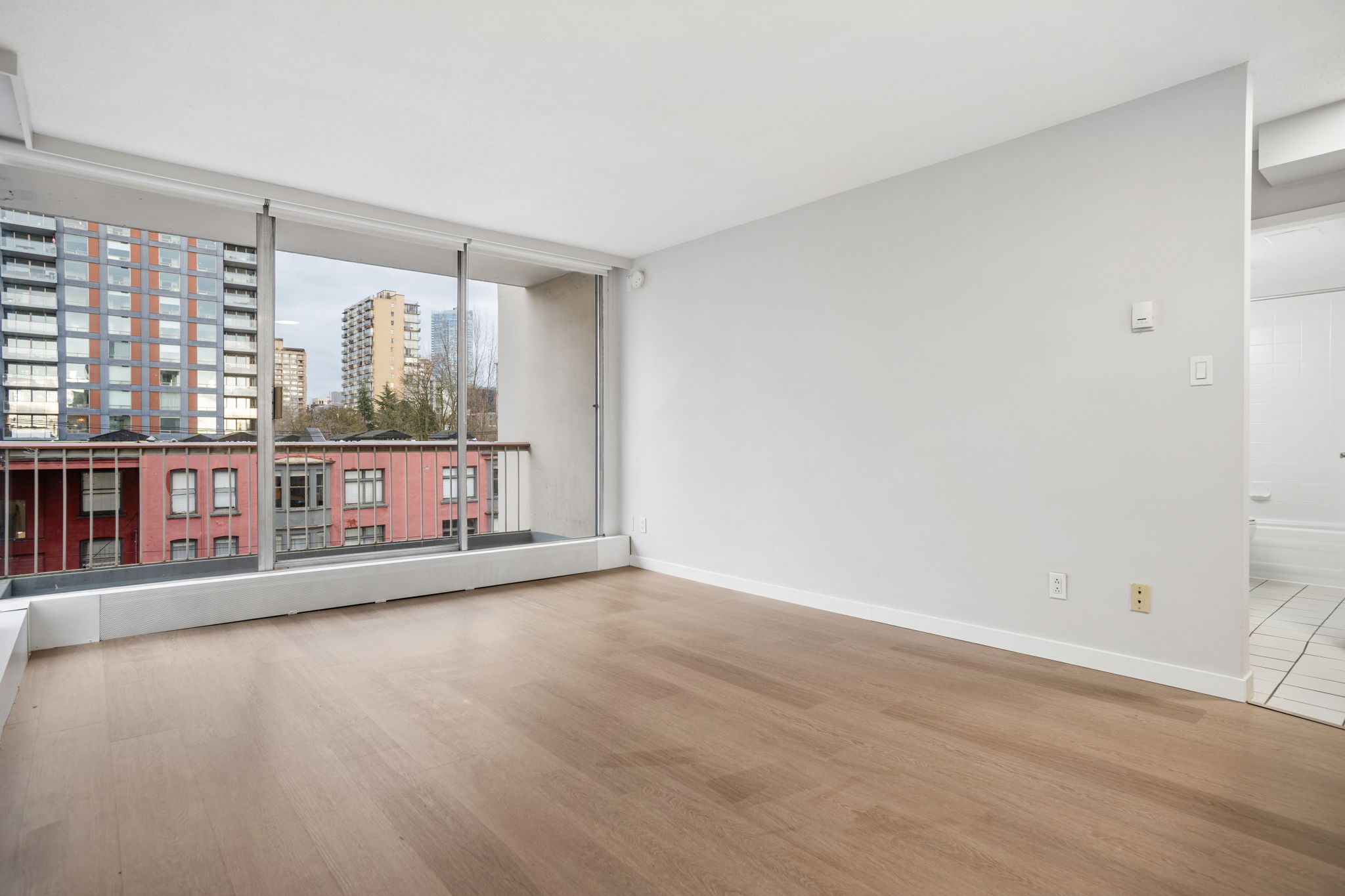 3-Santana-241-suite-image