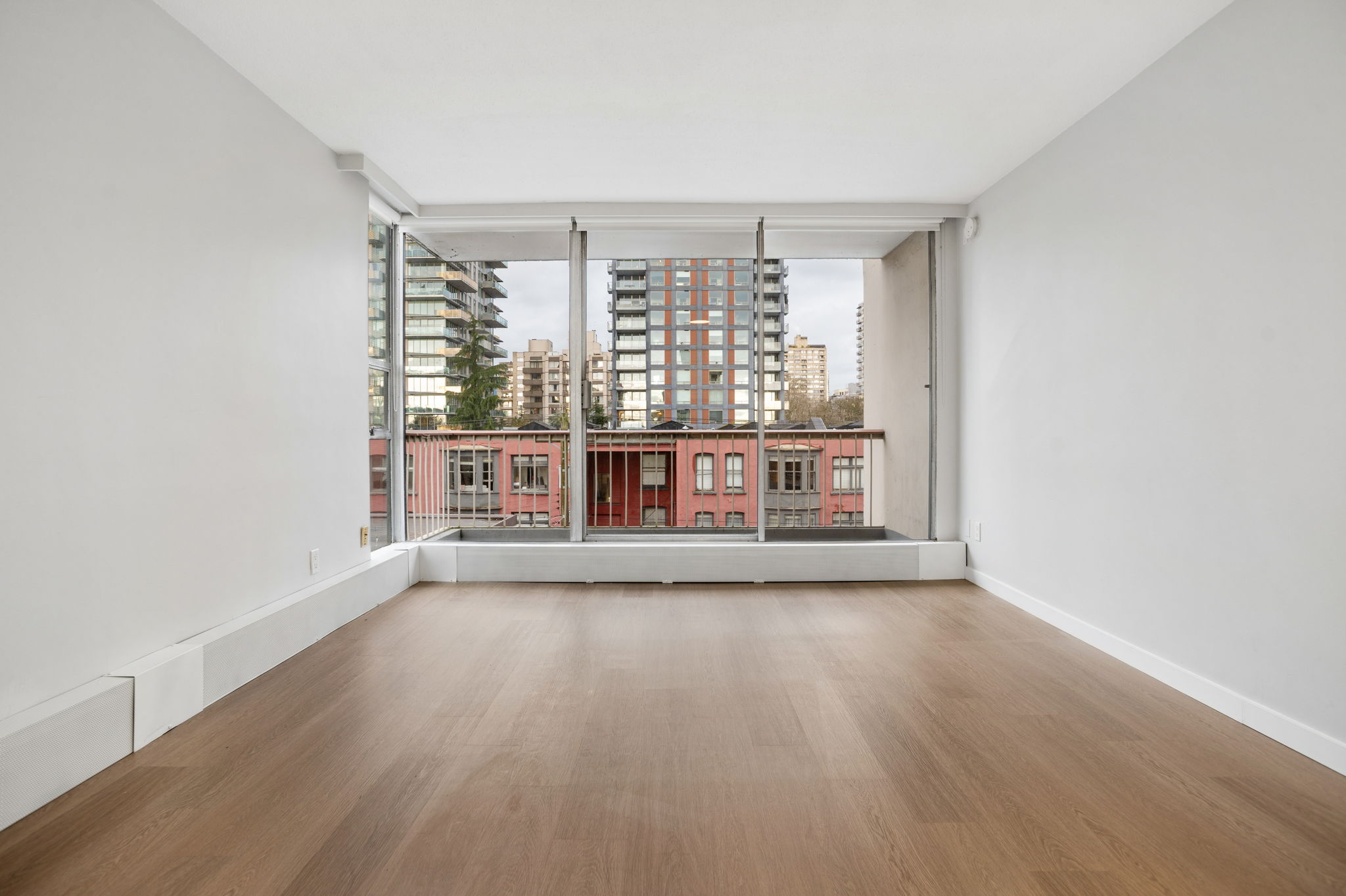 3-Santana-241-suite-image