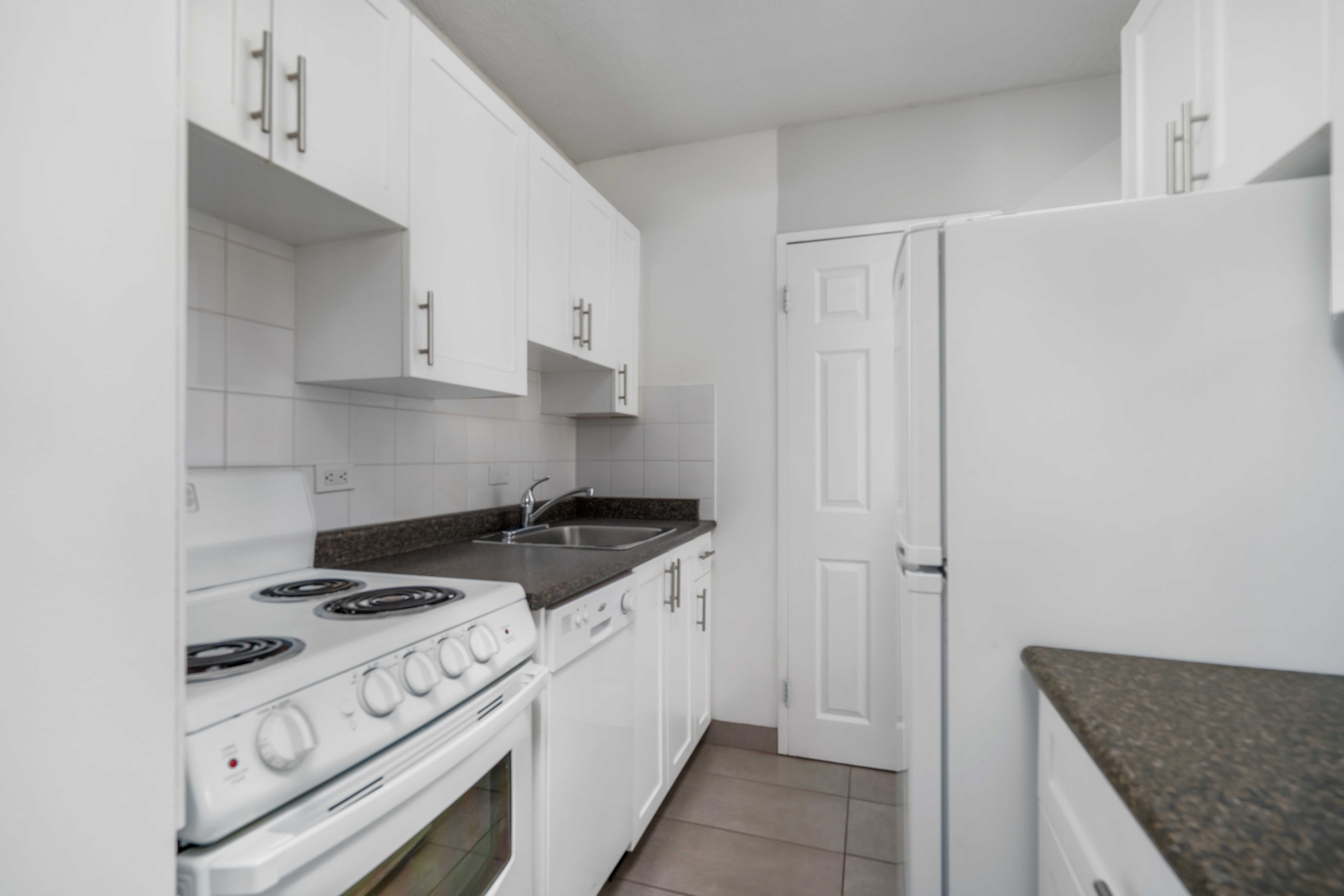 Stratton-178-suite-image