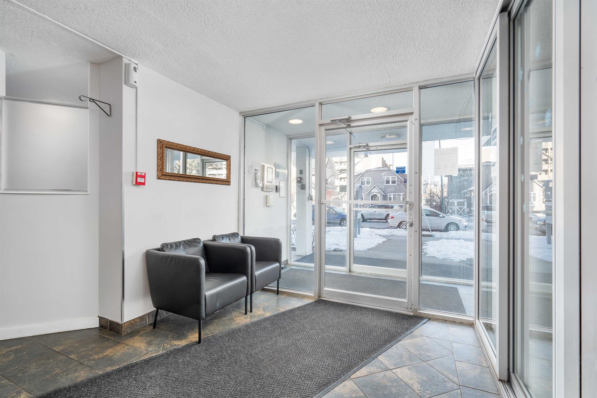 Stratton-177-suite-image