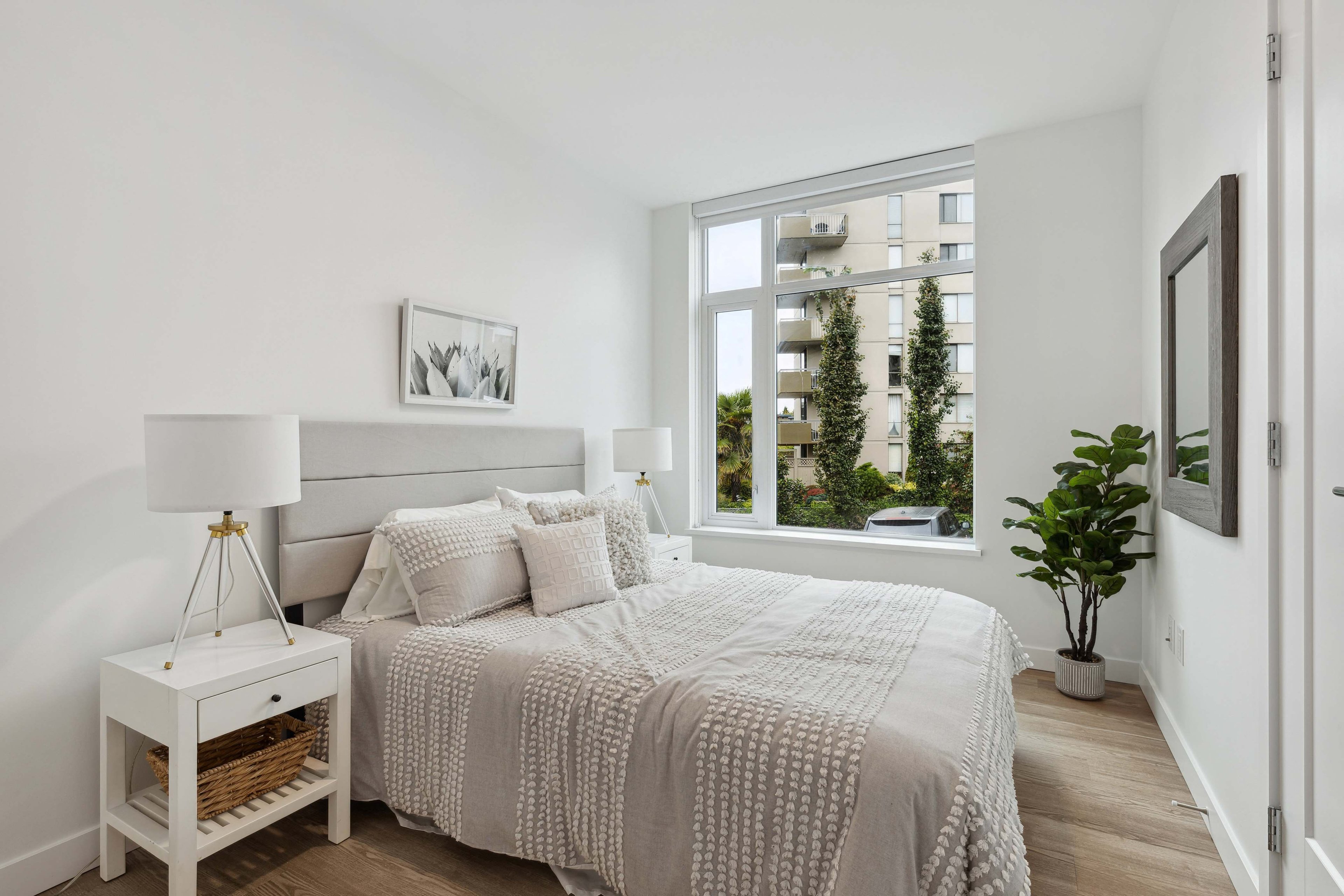 Bellevue-566-suite-image