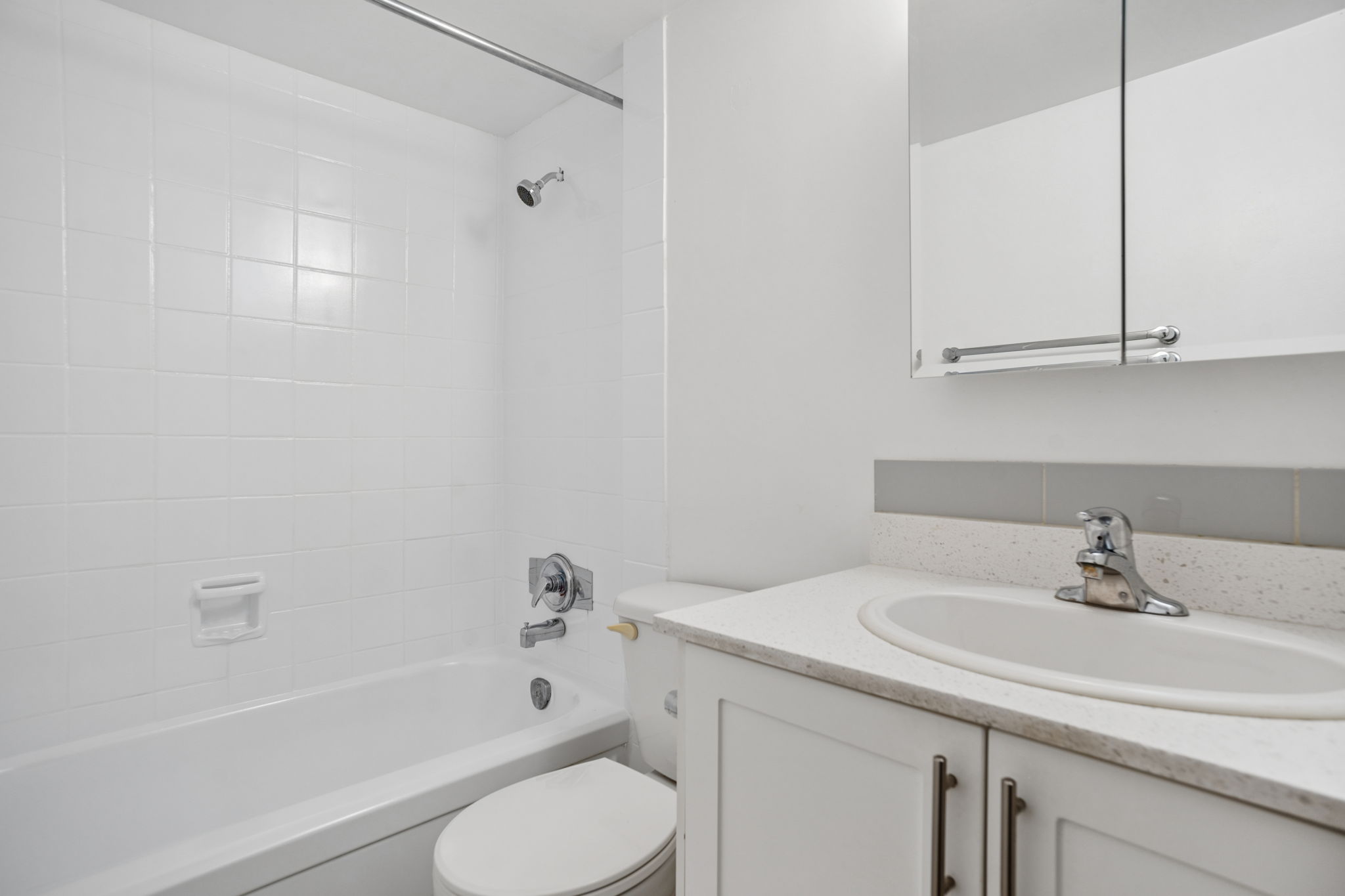 3-Santana-272-suite-image