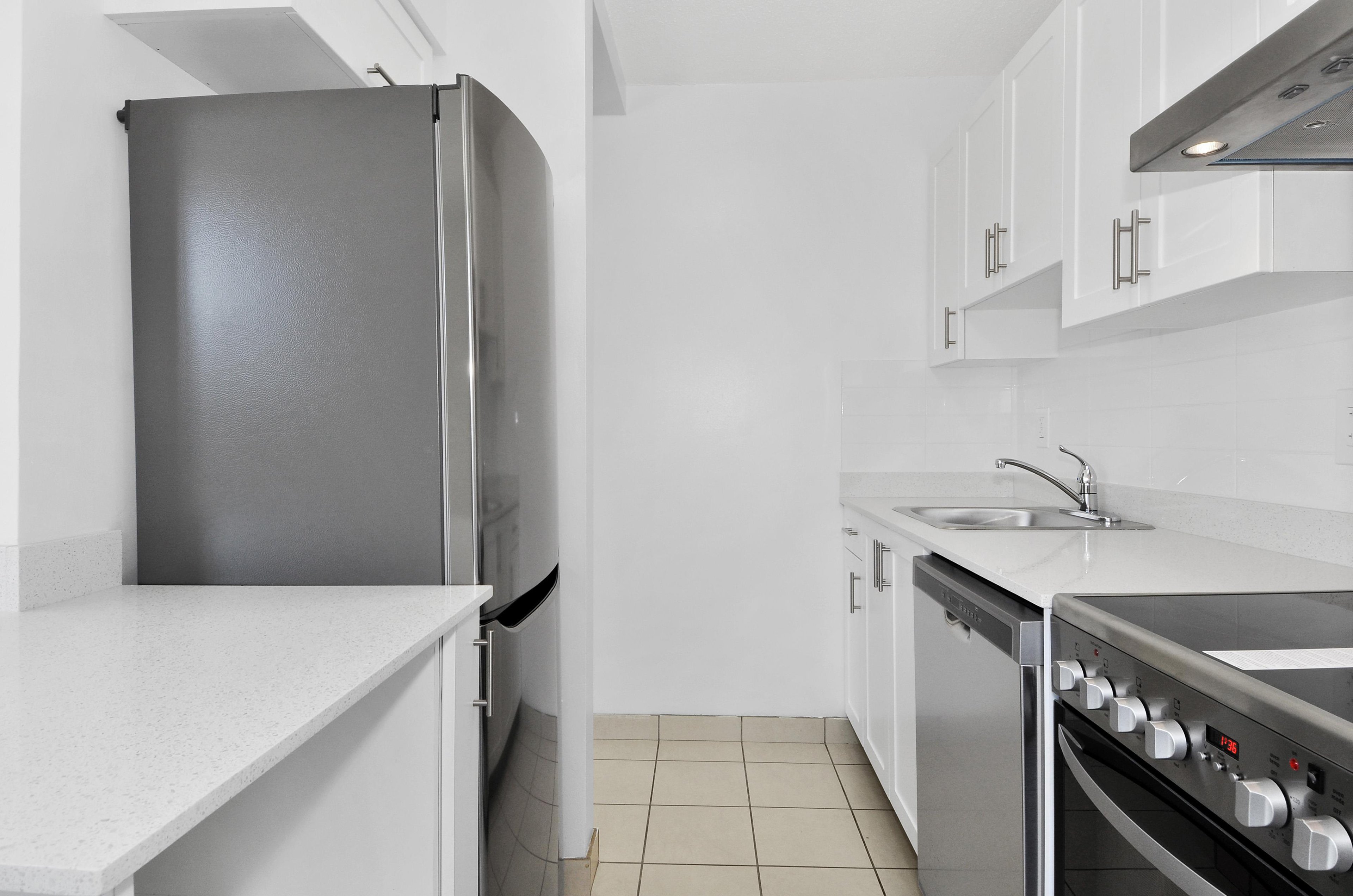 Skyline-19-suite-image