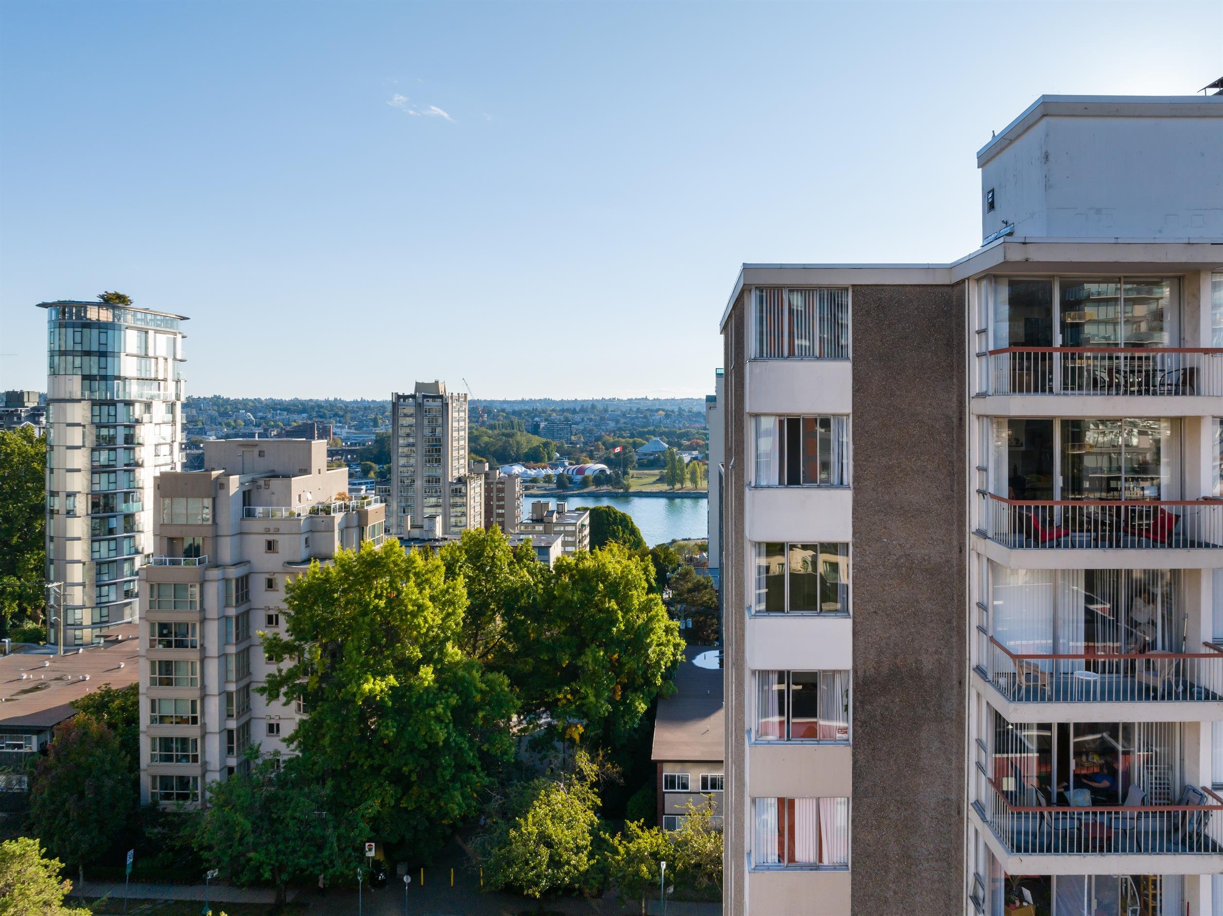 3-Santana-272-suite-image