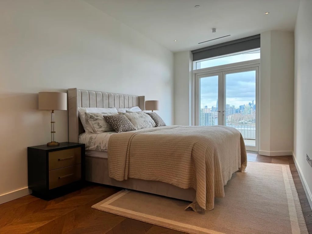 One-bedroom apartment at Battersea Power Station &mdash; photo 3
