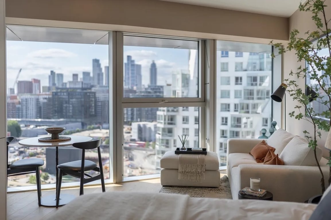Studio apartment at Battersea Power Station &mdash; photo 2