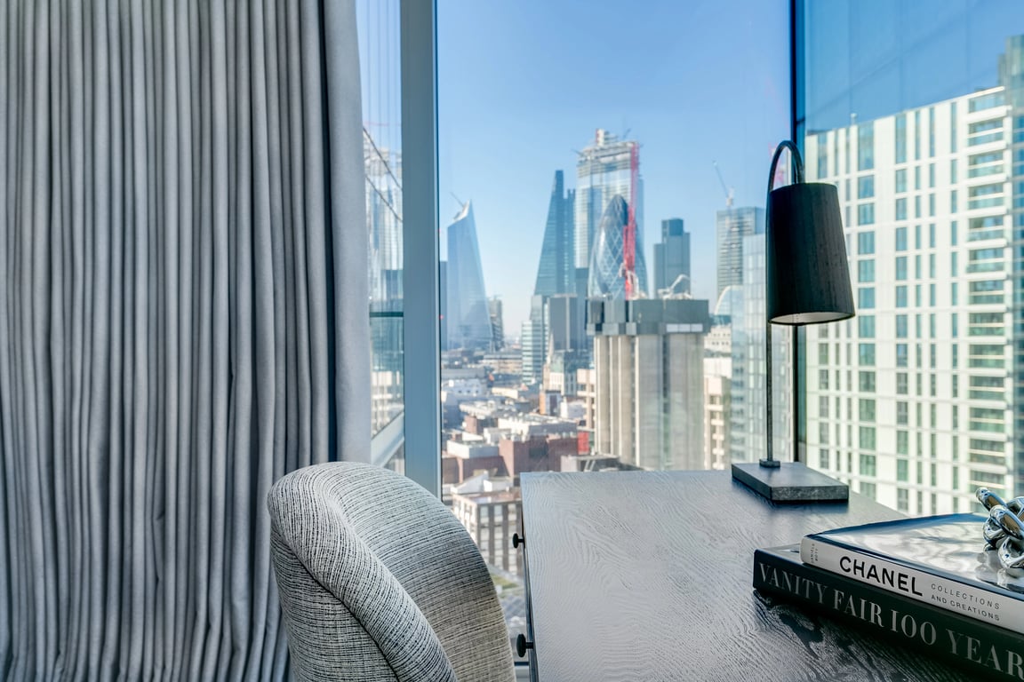 London apartment with city outlook