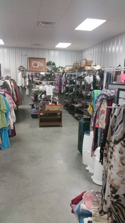 Helping Hands Thrift Store-Food Pantry