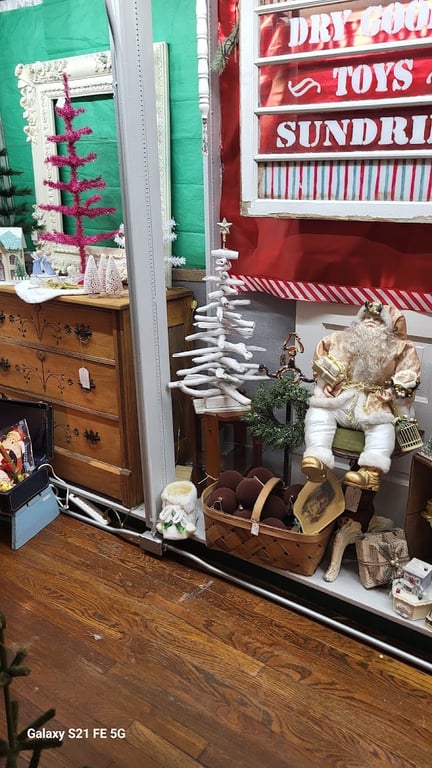 Photo of With Willing Hands Antiques
