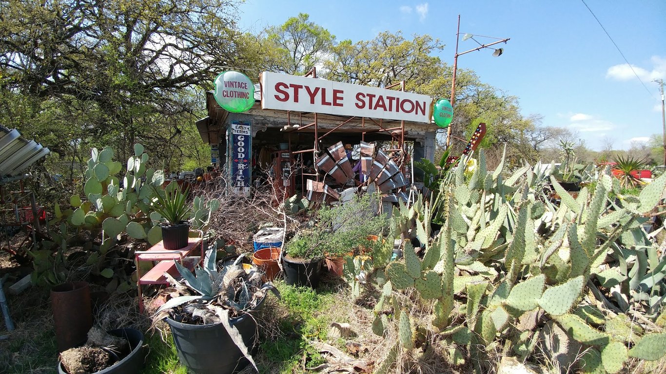 Style Station Vintage Clothing