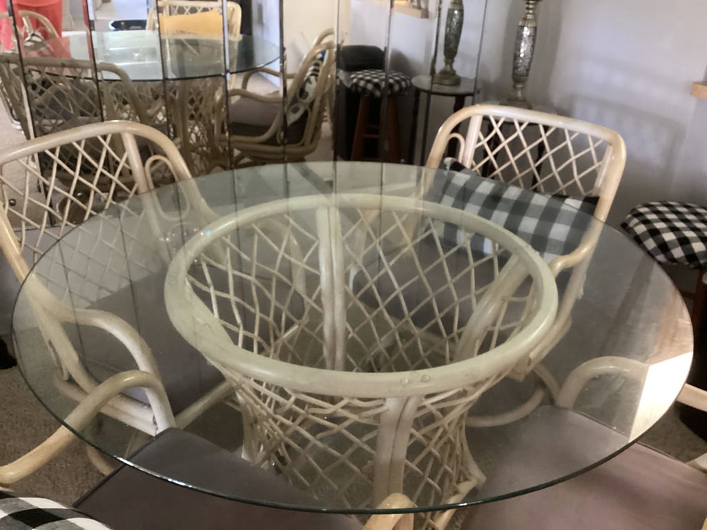 Photo of James & Jeffrey Estate Sales