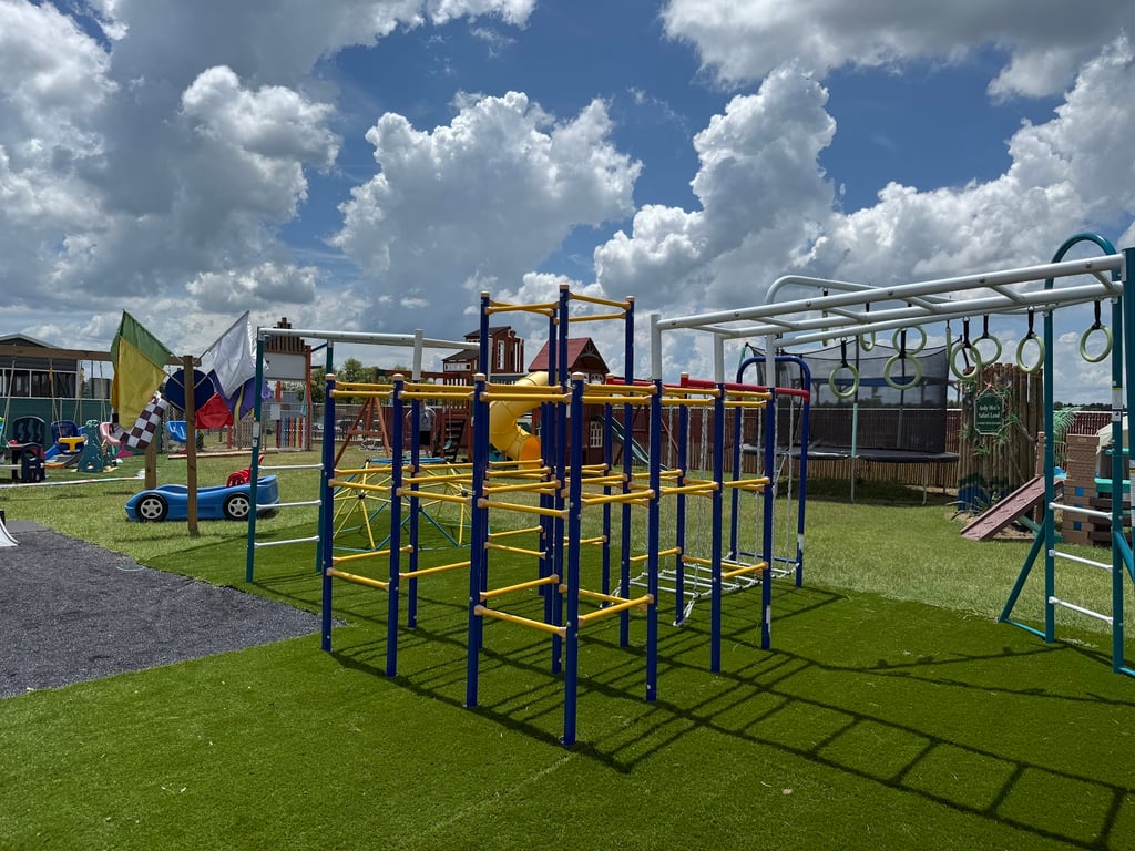 Ardy Mac’s Dog Park and Kids Zone
