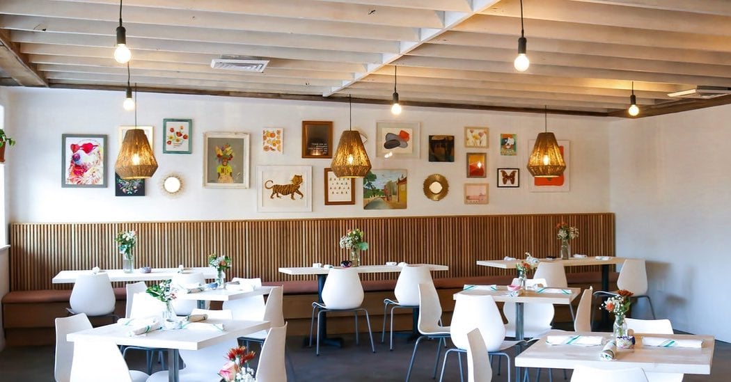 MJ’S café