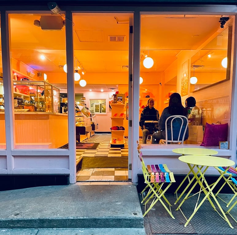 Photo of Posh Pop Bakeshop