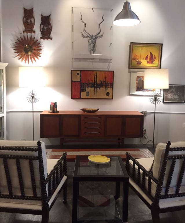 AT HOM PS – PALM SPRINGS/CATHEDRAL CITY – Vintage, Modern Furniture & Design
