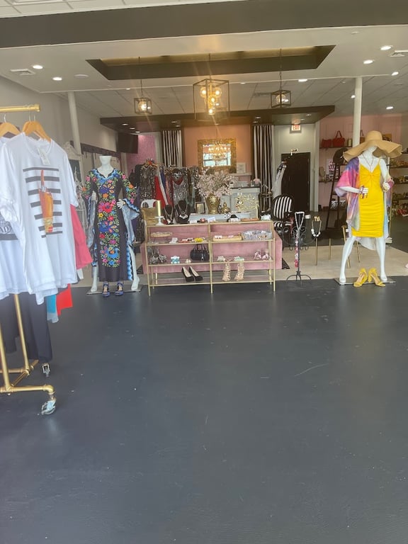 De’ja Ray Consignment Boutique