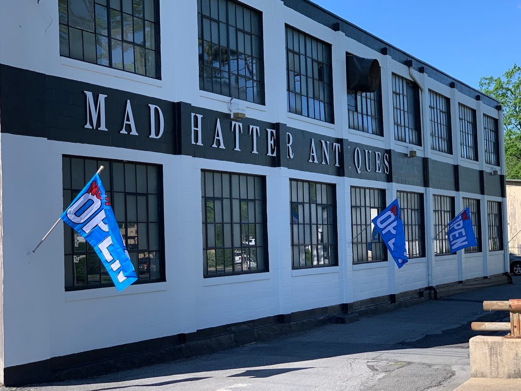 Mad Hatter Antique Mall