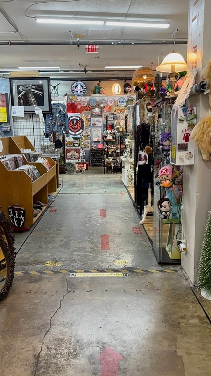 Antique Alley Mall