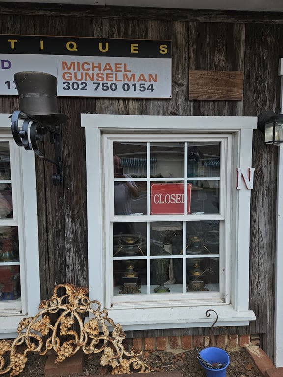 Photo of Micheal Gunselman Antiques