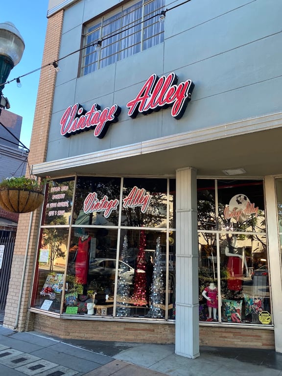 Vintage Alley