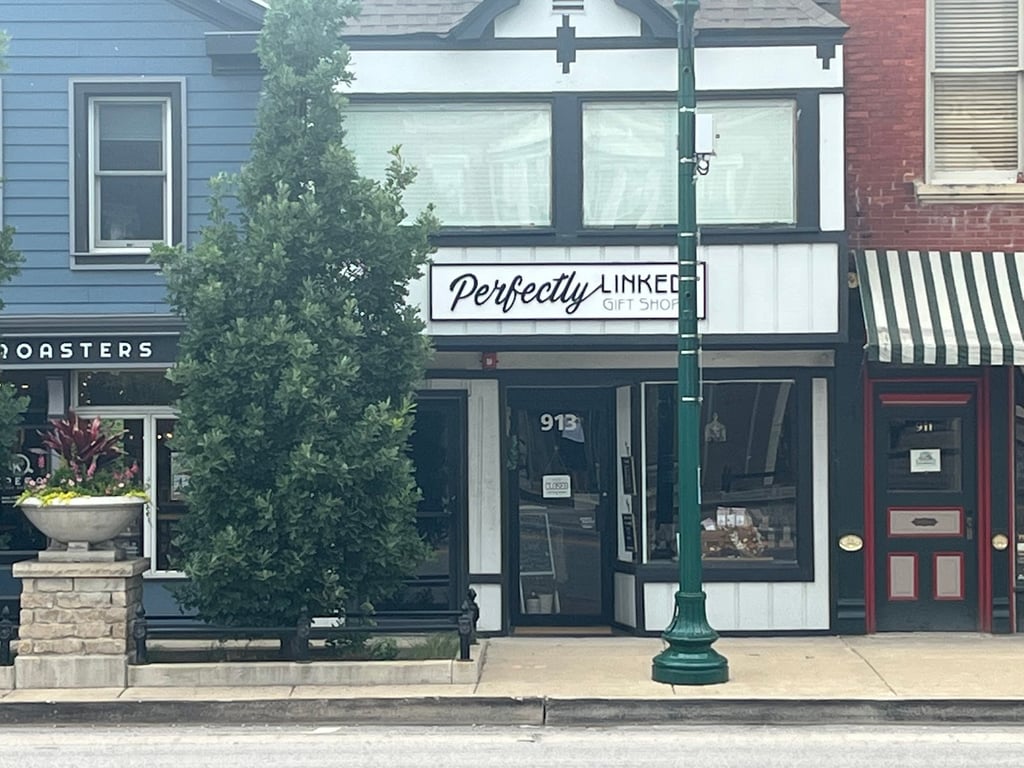Perfectly Linked permanent jewelry