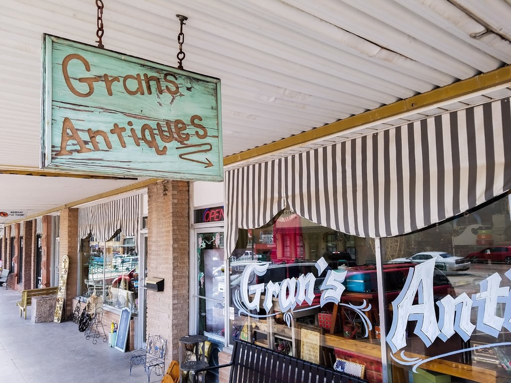 Photo of Gran’s Antiques