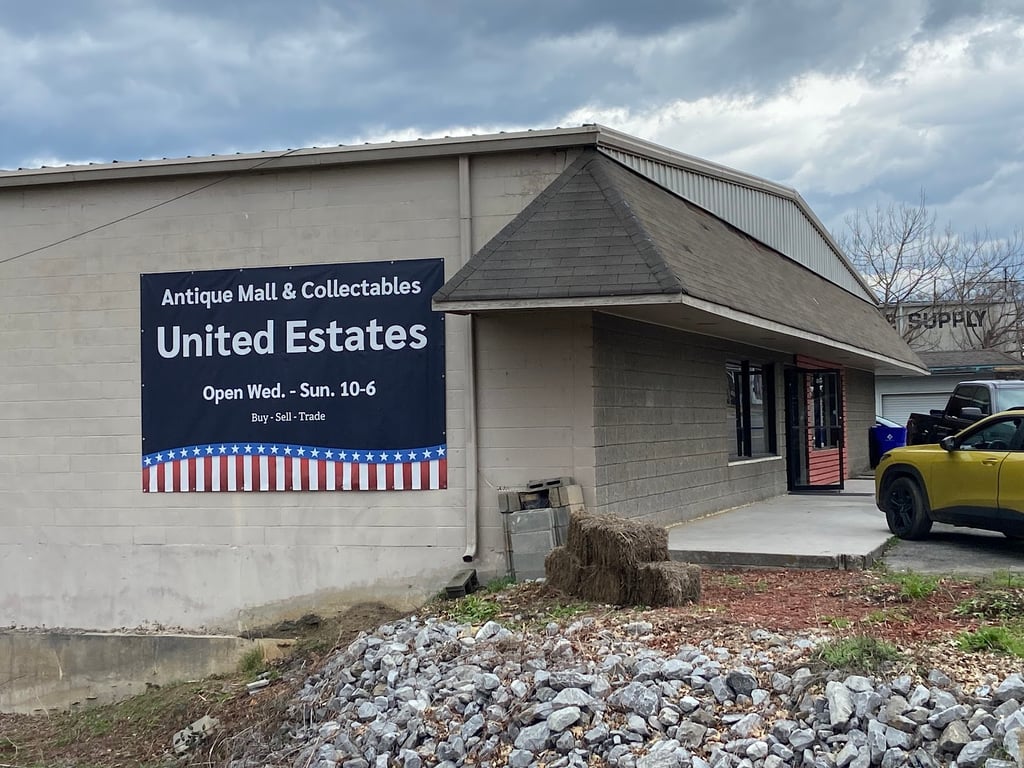 Photo of United Estates Antique Mall and Collectibles