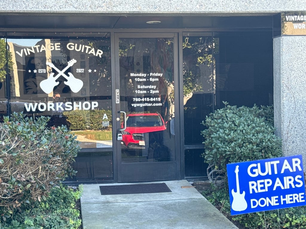 Vintage Guitar Workshop