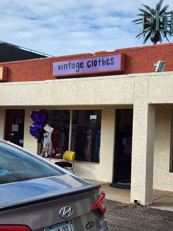 Photo of Ewie Vintage Clothes