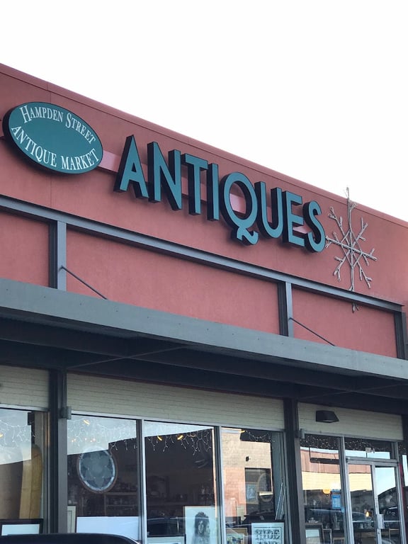 Hampden Street Antique Market