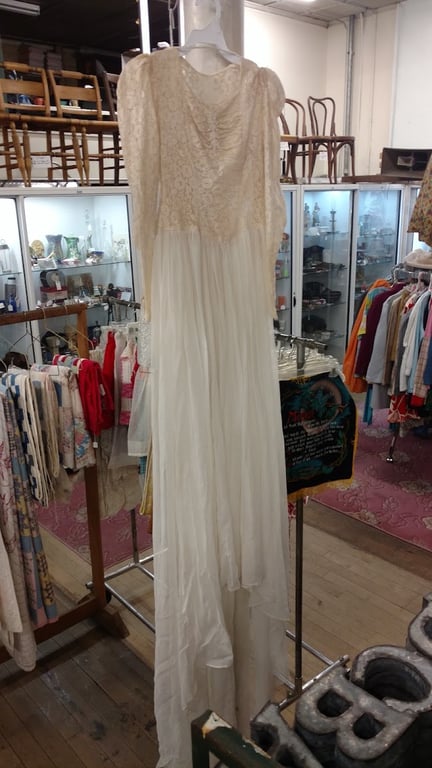 Keil’s Antiques and Gifts