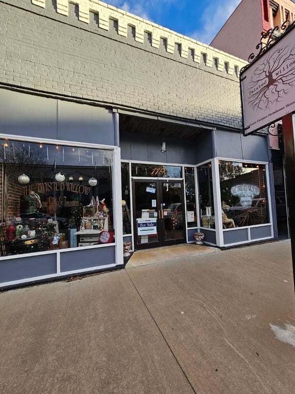 The Twisted Willow Boutique