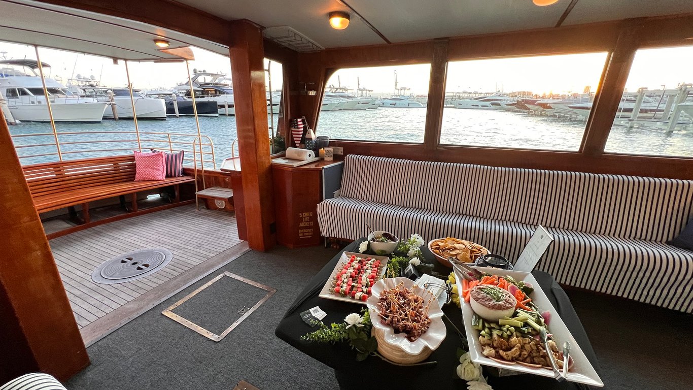 Mizner’s Dream – Miami Beach Boat Tours