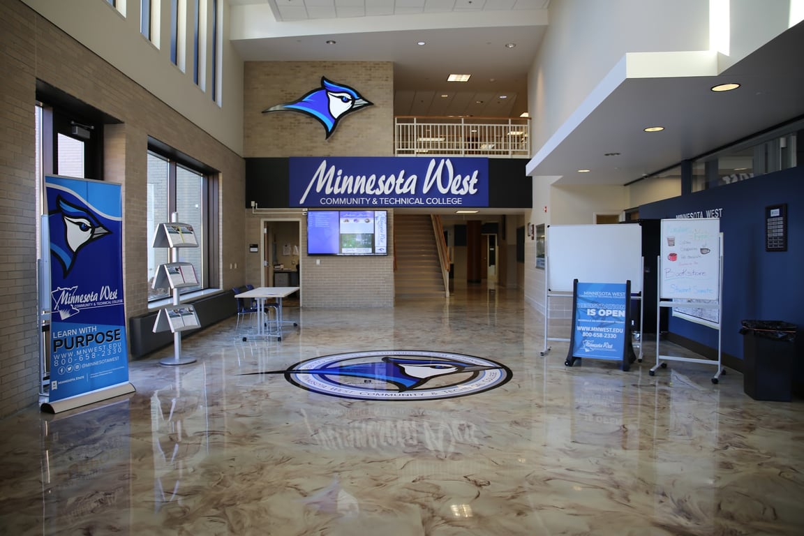 Minnesota West Community & Technical College – Worthington