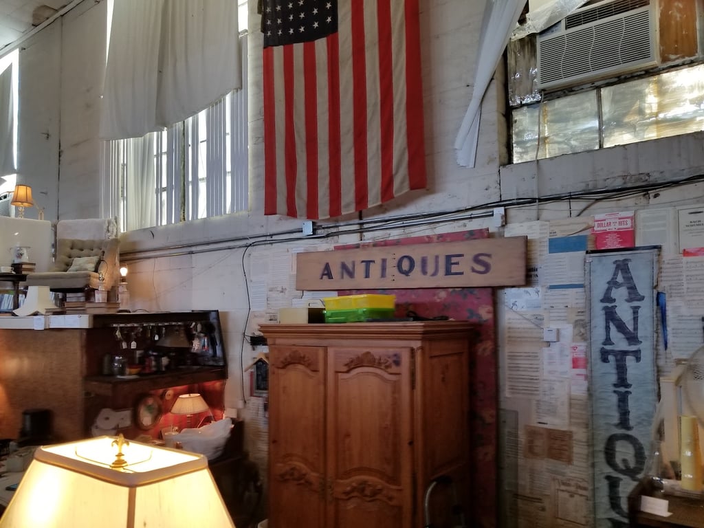 Spring Hill Antique Mall