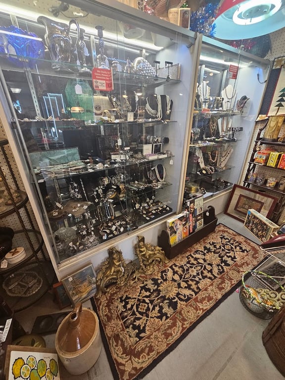 The Feedstore Antique and Collectibles Mall