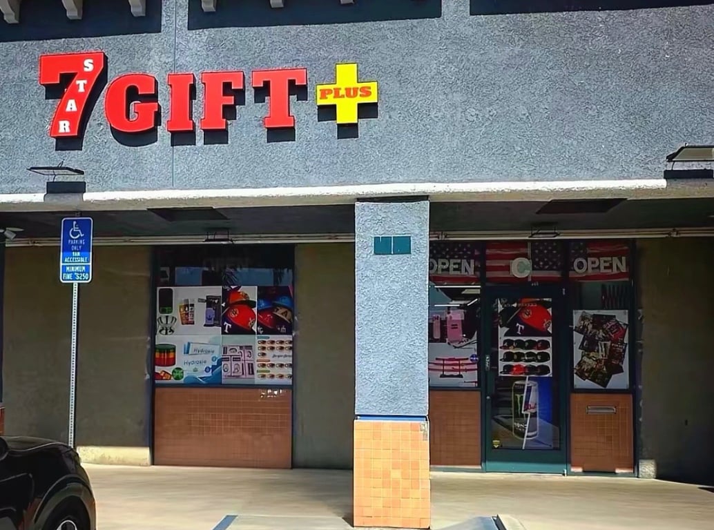 7 Star gift Shop Plus