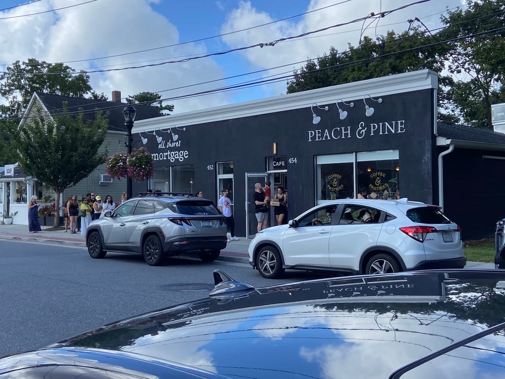Peach & Pine