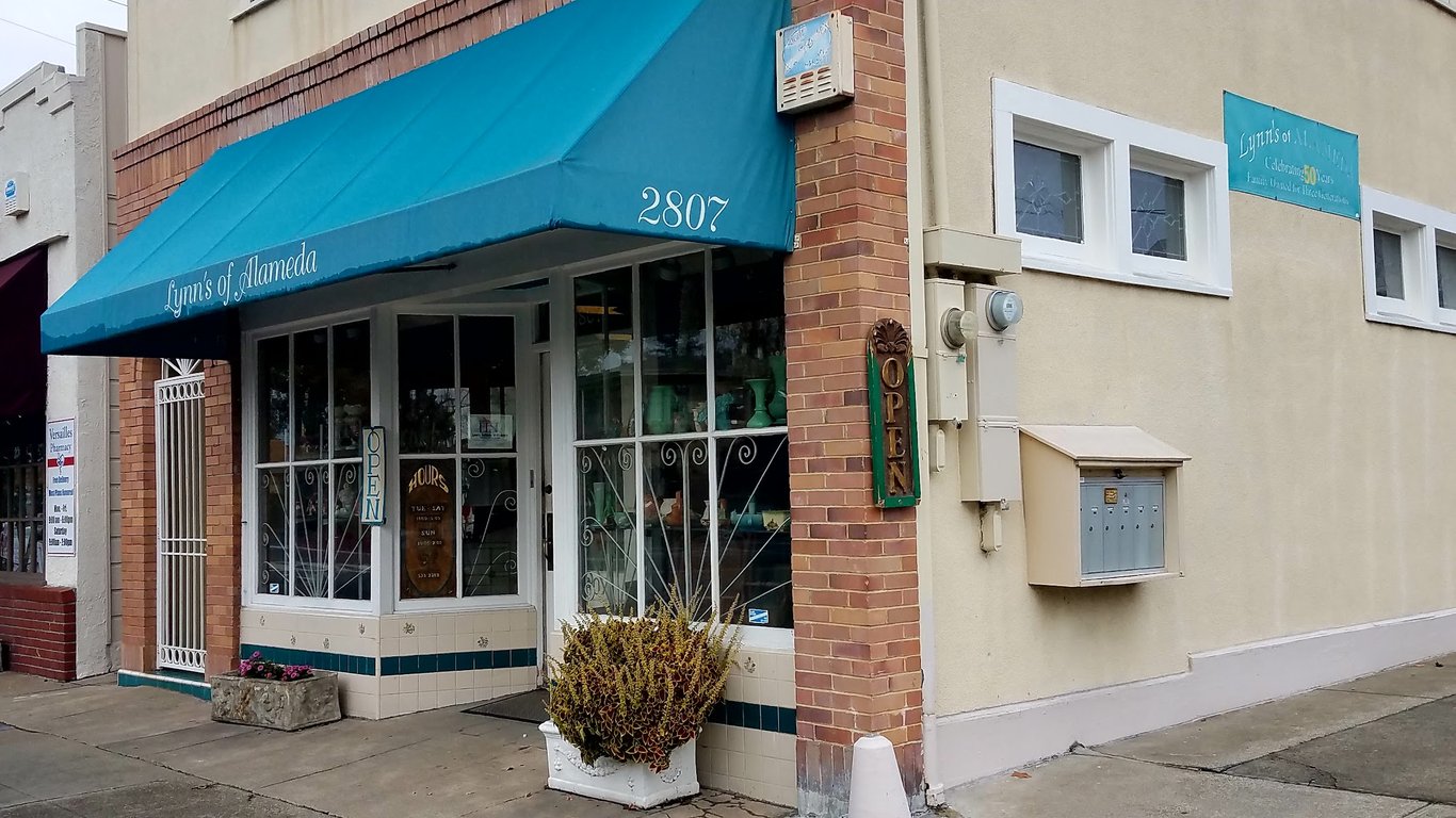 Lynn’s of Alameda LLC