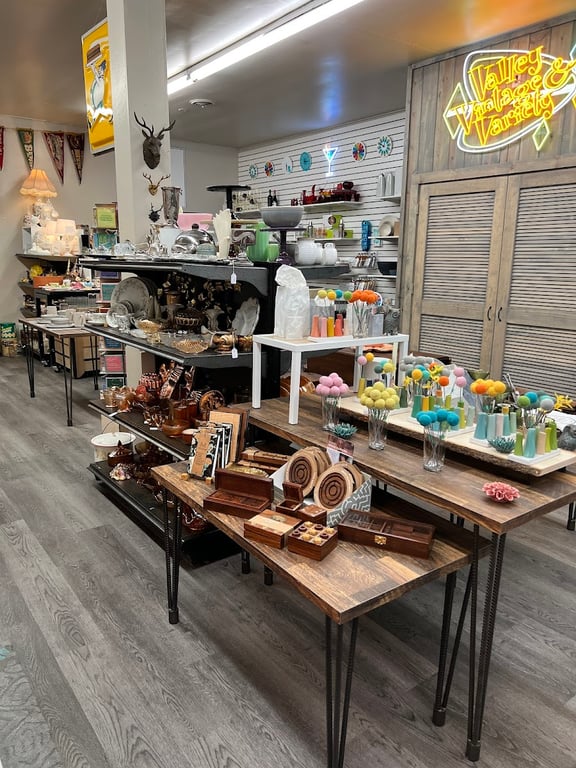 Valley Vintage & Variety