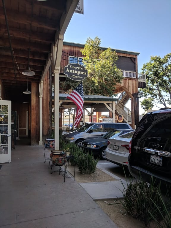 Cheryl’s Antiques