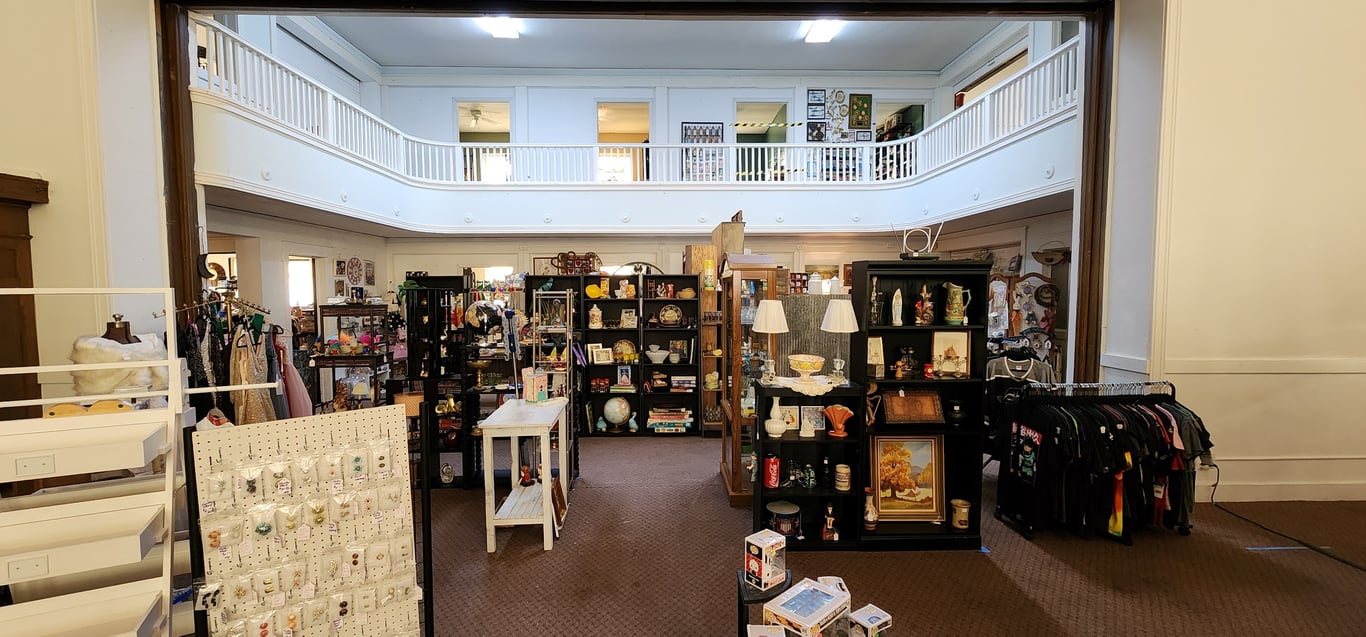 Odd Mama’s Vintage Collectibles
