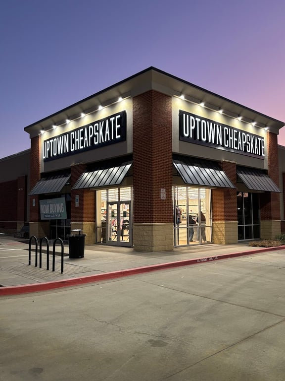 Uptown Cheapskate Norman